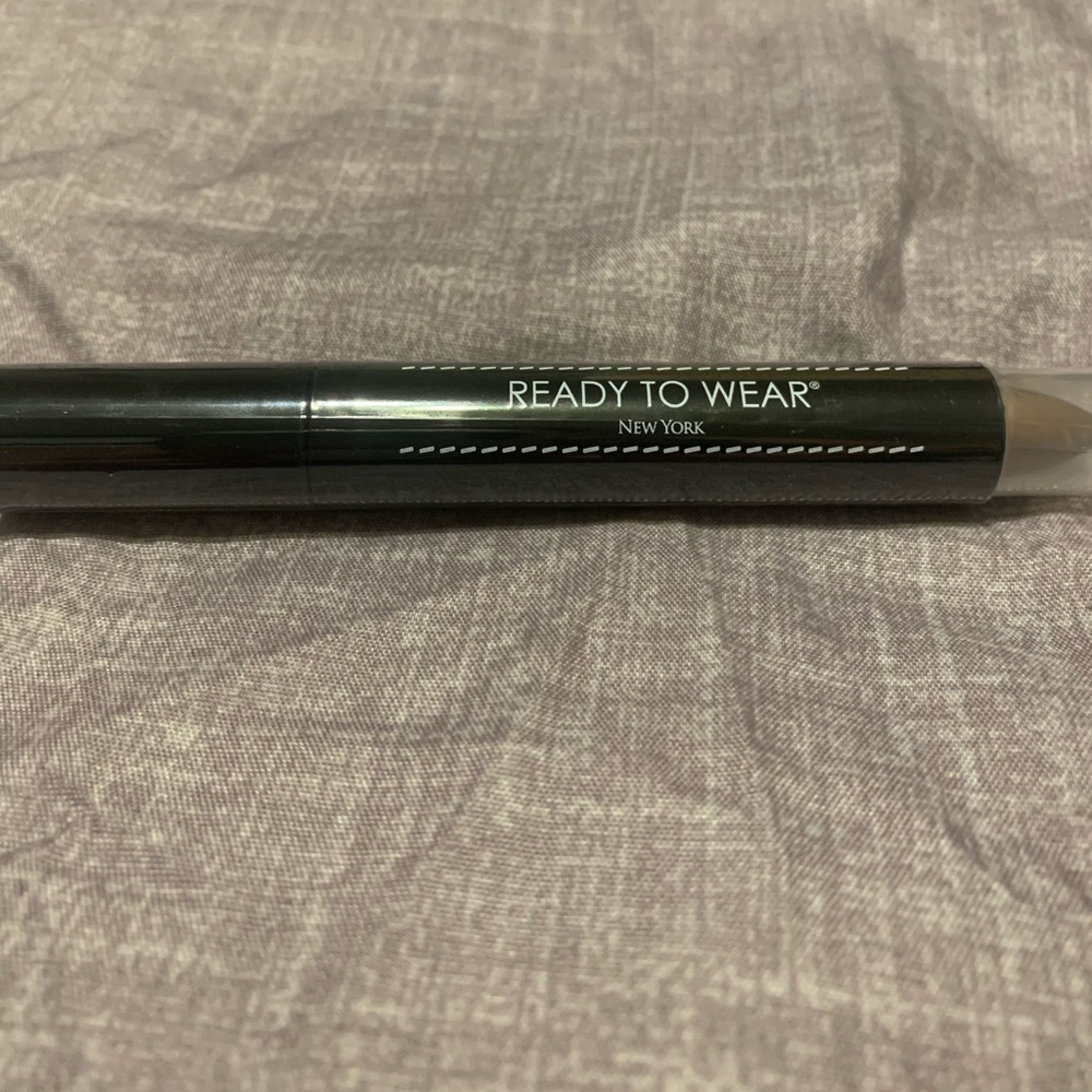 Brand new shadow liner